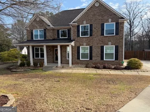 1533 Rolling Meadows Dr, Mcdonough, GA 30253