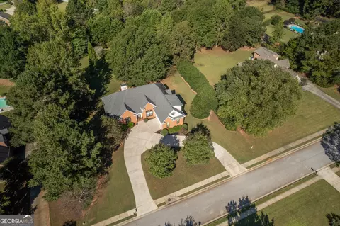 229 Overland Trl, Mcdonough, GA 30252