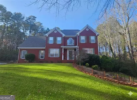 2624 Brook Forest Dr, Lawrenceville, GA 30043