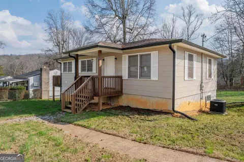 56 East Ave, Rossville, GA 30741