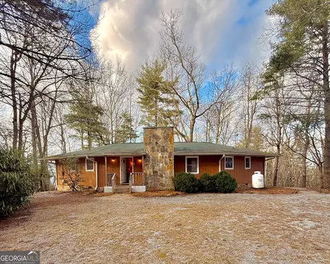 130 Ivy Trl, Rabun Gap, GA 30568
