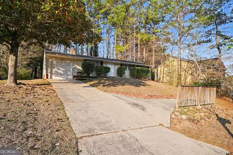 2730 Old South Dr, Jonesboro, GA 30236