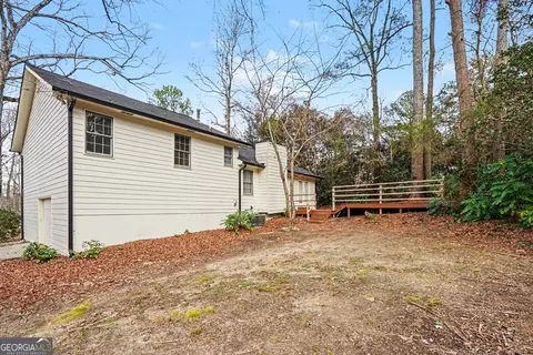 2060 SW Lost Forest Ln, Conyers, GA 30094