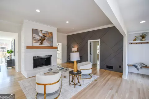2230 Old Orchard Dr, Marietta, GA 30068