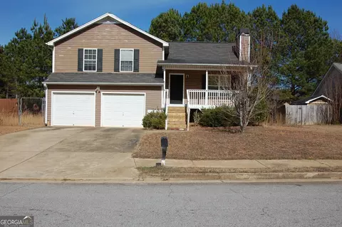 110 Rockefeller Ln, Dallas, GA 30157