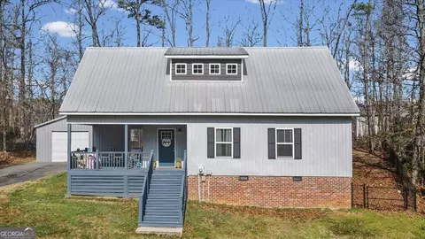 88 N Bellview Rd, Aragon, GA 30104