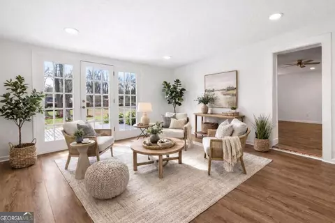 Living - 4927 Salem Rd, Covington, GA 30016 photo 7 of 7