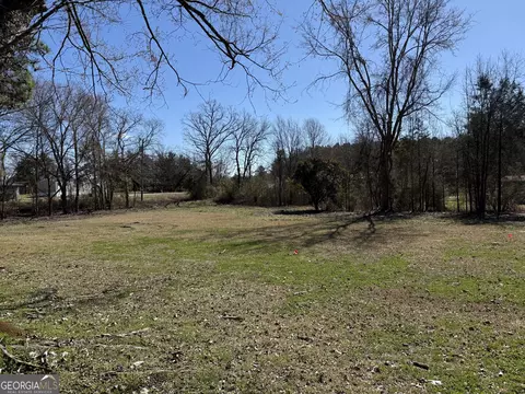 1317 Bakers Ferry Rd, Elberton, GA 30635