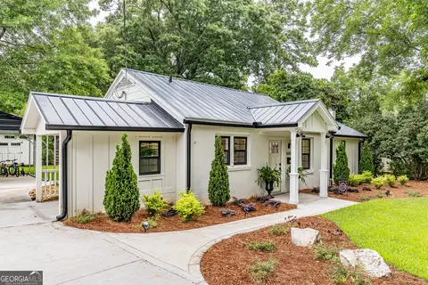 Exterior - 606 Spring St, Washington, GA 30673 photo 2 of 22