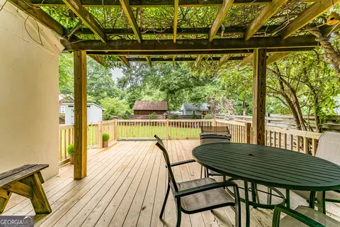 Exterior - 606 Spring St, Washington, GA 30673 photo 9 of 22