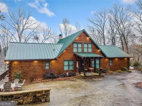 5281 Laurel Ln, Gainesville, GA 30506