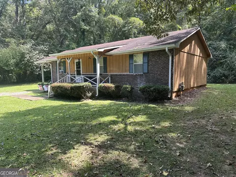 70 Sargent Cir, Franklin, GA 30217