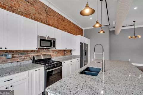 Kitchen - 565 Poplar St, Macon, GA 31210 photo 6 of 7
