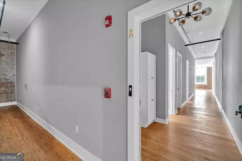 Entry Way - 565 Poplar St, Macon, GA 31210 photo 1 of 6
