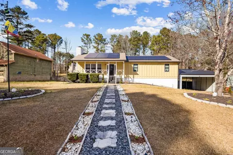 5232 Pine Way Rd, Powder Springs, GA 30127