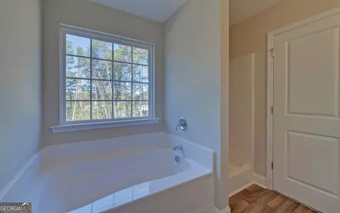 Entry Way - 256 Canyon Point Dr, Demorest, GA 30535 photo 6 of 7