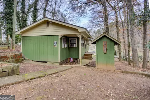Exterior - 225 Lang Cir, Covington, GA 30014 photo 4 of 10