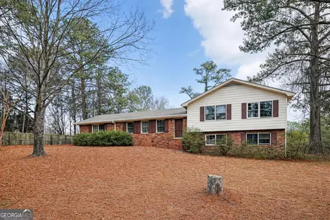 3026 Hidden Forest Dr, Snellville, GA 30078