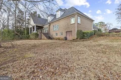 203 Westchester Dr, Macon, GA 31210
