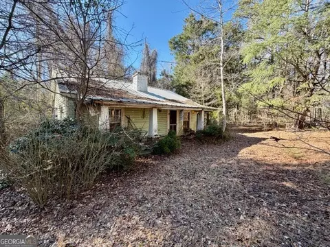184 S Smith Rd, Lagrange, GA 30241 photo 3