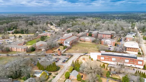 View/Area - 421 College Ave, Lagrange, GA 30240 photo 3 of 4