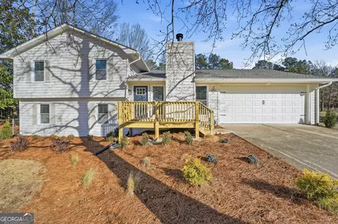 145 Timber Mill Cir, Carrollton, GA 30116