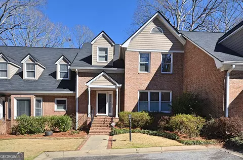 304 Wood Lake Dr, Athens, GA 30606