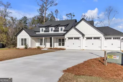4856 Brown Cat Cir, Hahira, GA 31632