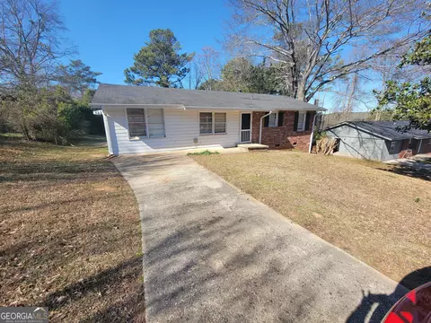 105 Woodhaven Dr, Stockbridge, GA 30281