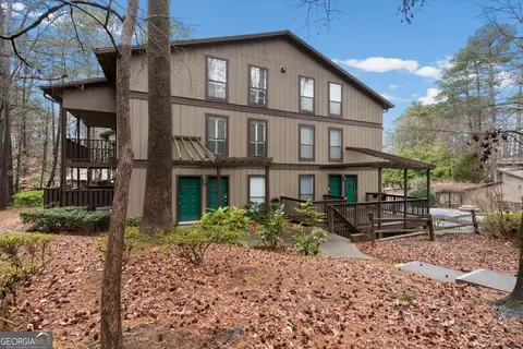3891 Cedar Cir, Tucker, GA 30084