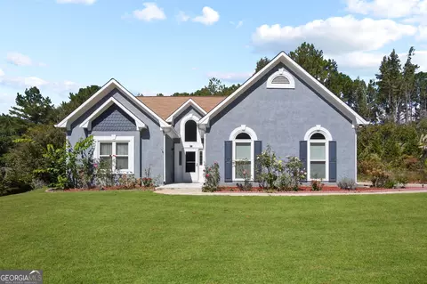 31 Pecan Dr, Sharpsburg, GA 30277