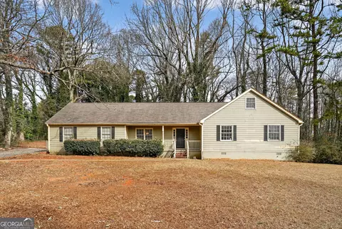 6344 Deshong Dr, Lithonia, GA 30058