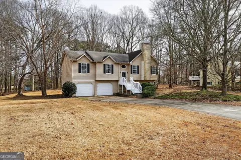 205 Pineknoll Ct, Ellenwood, GA 30294