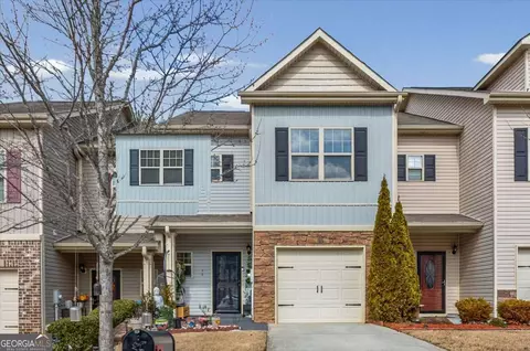 561 Oakside Pl, Acworth, GA 30102