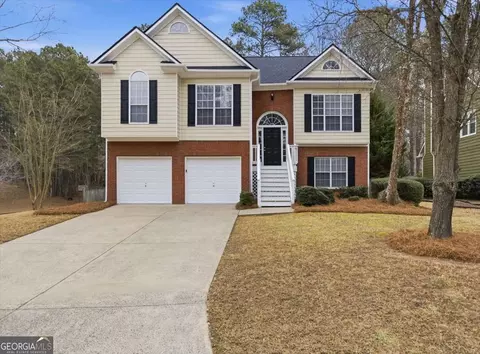 7142 Big Woods Dr, Woodstock, GA 30189