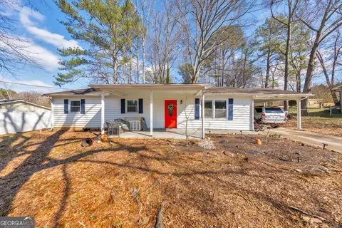 108 Vickie Dr, Hiram, GA 30141