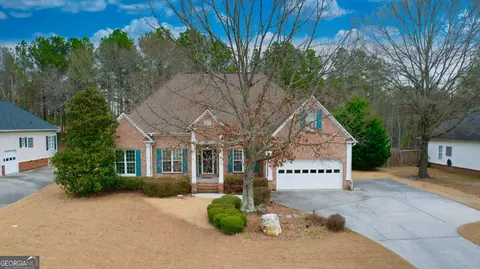 19 Golden Eagle Dr, Adairsville, GA 30103