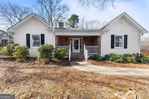 59 W Wright St, Winder, GA 30680