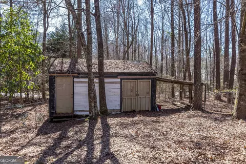 Exterior - 829 Thrash Rd, Lagrange, GA 30241 photo 6 of 17