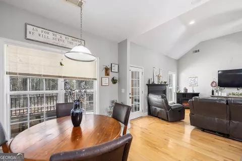Dining - 829 Thrash Rd, Lagrange, GA 30241 photo 3 of 4