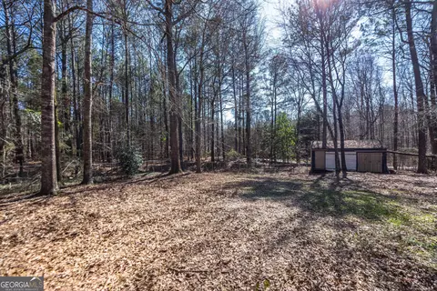 Exterior - 829 Thrash Rd, Lagrange, GA 30241 photo 5 of 17