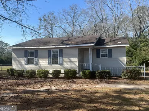 804 Wrightsville Ave, East Dublin, GA 31027