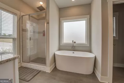Bath - 3320 Davis Academy Rd, Rutledge, GA 30663 photo 3 of 7