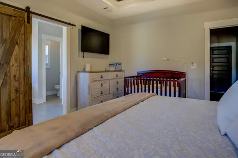 Bedroom - 3320 Davis Academy Rd, Rutledge, GA 30663 photo 2 of 3