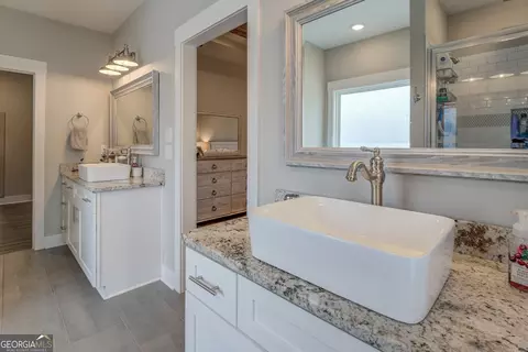 Bath - 3320 Davis Academy Rd, Rutledge, GA 30663 photo 6 of 7