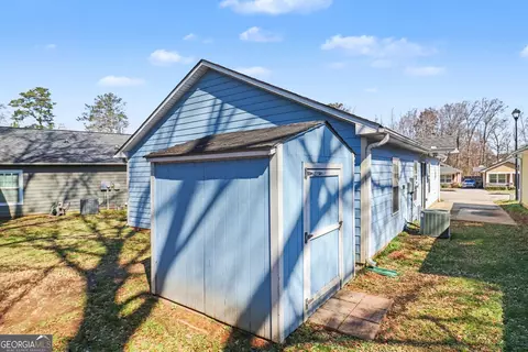 Exterior - 2329 Glebe Ct, Hampton, GA 30228 photo 4 of 5