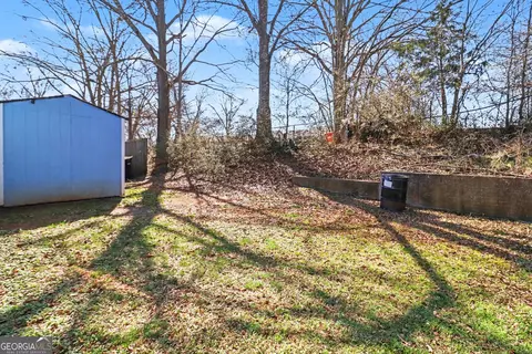 Exterior - 2329 Glebe Ct, Hampton, GA 30228 photo 5 of 5