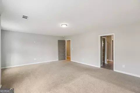 91 Richmond Dr, Lagrange, GA 30240 photo 4