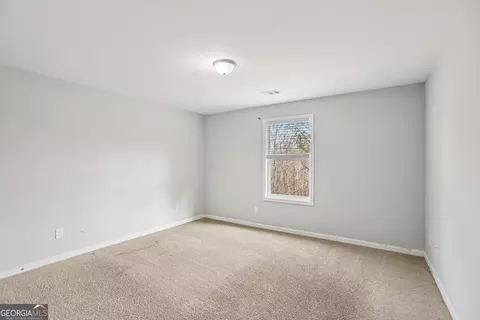 91 Richmond Dr, Lagrange, GA 30240 photo 13