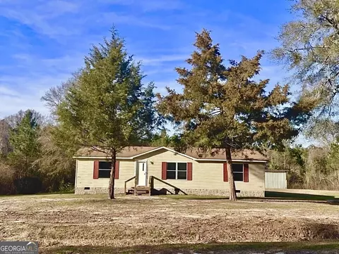 141 Shady Oaks Rd, Eastman, GA 31023
